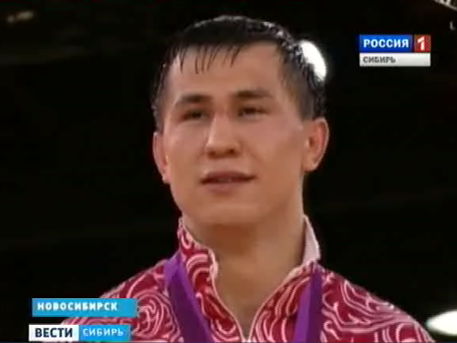 Новосибирский борец Роман Власов завоевал золото на Олимпиаде в Лондоне