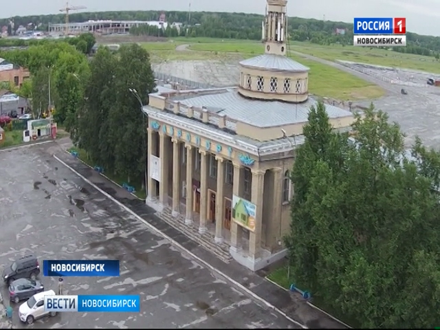 Аэропорт северный новосибирск. Старый аэропорт Новосибирск. Новосибирский городской аэропорт Северный. Гор аэропорт Новосибирск. Городской аэропорт Новосибирск Северный фото.