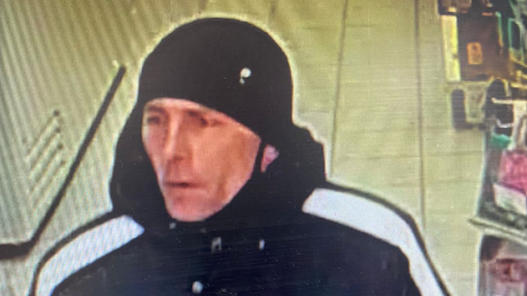 В Новосибирске мужчина похитил продукты питания из магазина и скрылся