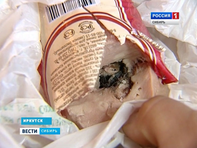 Житель Иркутска нашел мышь в колбасе