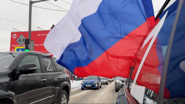 Автопробег в поддержку спецоперации на Украине прошёл в Новосибирске