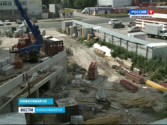 В Новосибирске проект игровой площадки превратился в парковку