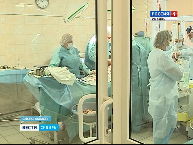 Омские врачи впервые выполнили родственную трансплантацию печени
