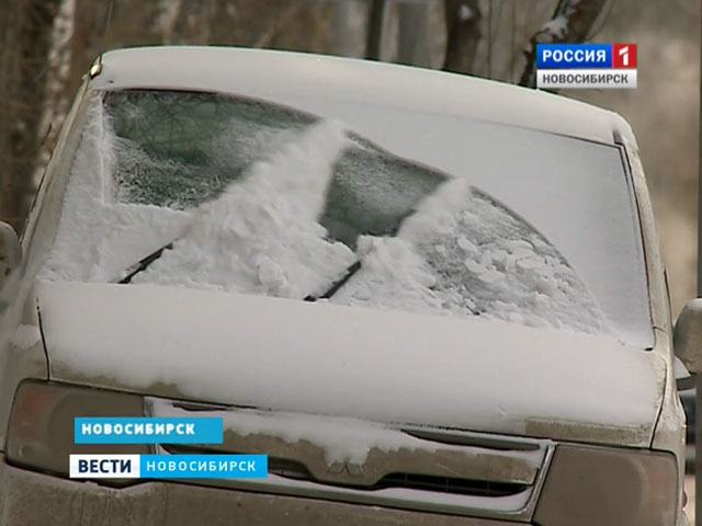 Устойчивый, но временный покров: привел ли снегопад к проблемам на новосибирских дорогах?