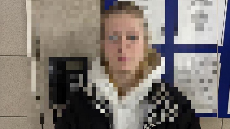В Новосибирске задержали 17-летнюю девушку за помощь мошенникам