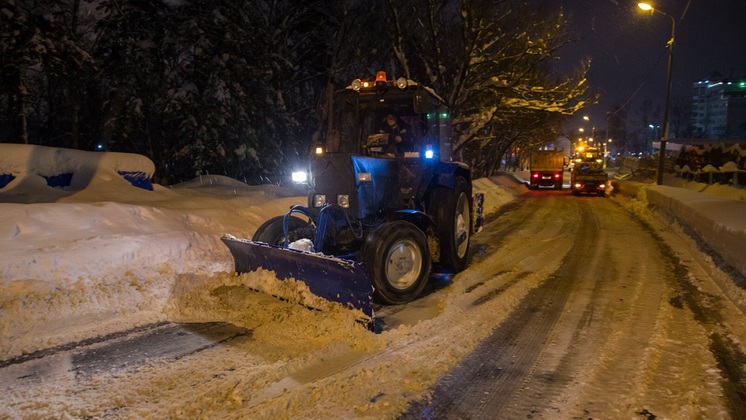 Какие улицы очистят от снега в ночь на 25 декабря в Новосибирске