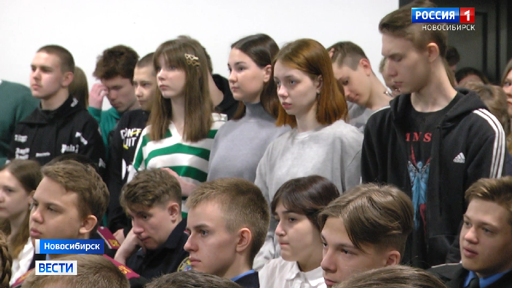 Счастливые студенты России. Российские детдомовцы. 27 Школа Россия. Школа 135 ученики Россия.