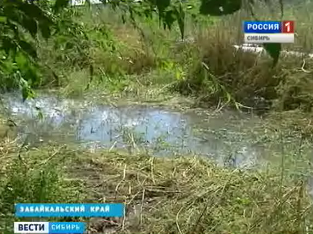 В центре посёлка Забайкальск появилось озеро из нечистот