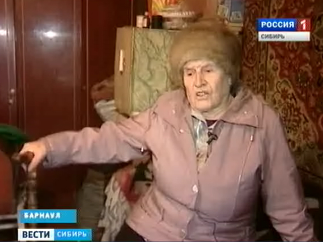 84-летнюю бабушку из Барнаула по суду выселяют из собственного дома
