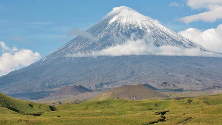 Новосибирцы выжили в трагедии при восхождении на вулкан Камчатки