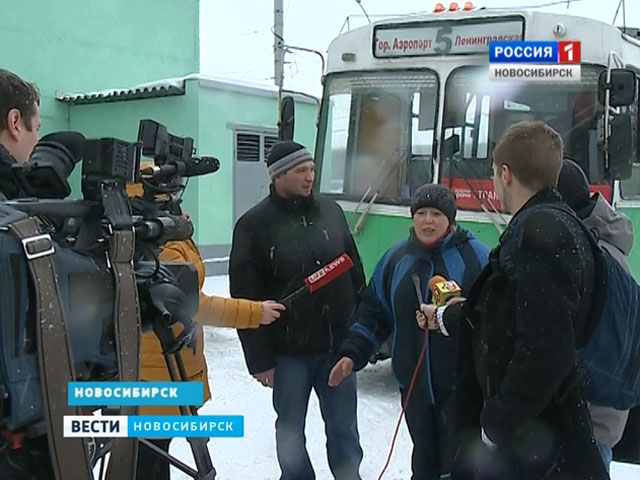 В новосибирском троллейбусе успешно приняли роды