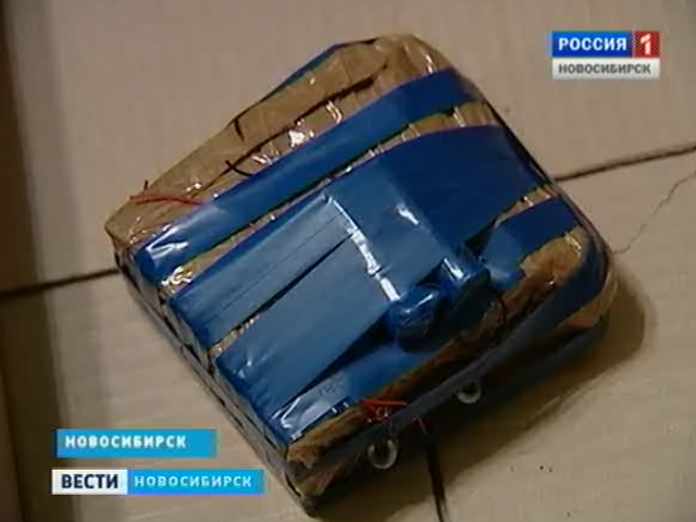 Неизвестный ограбил павильон экспресс-кредитов с помощью муляжа бомбы