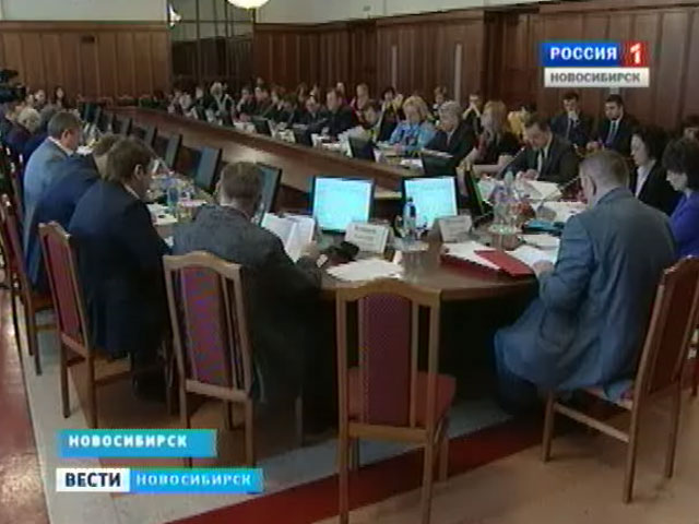 Новосибирские парламентарии признали - программа капремонта на грани срыва
