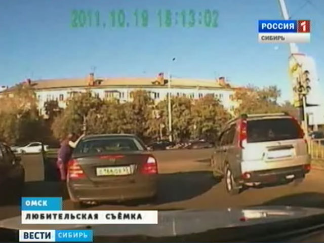 В Омске мировой суд вынес приговор по делу о драке между двумя девушками-автомобилистками