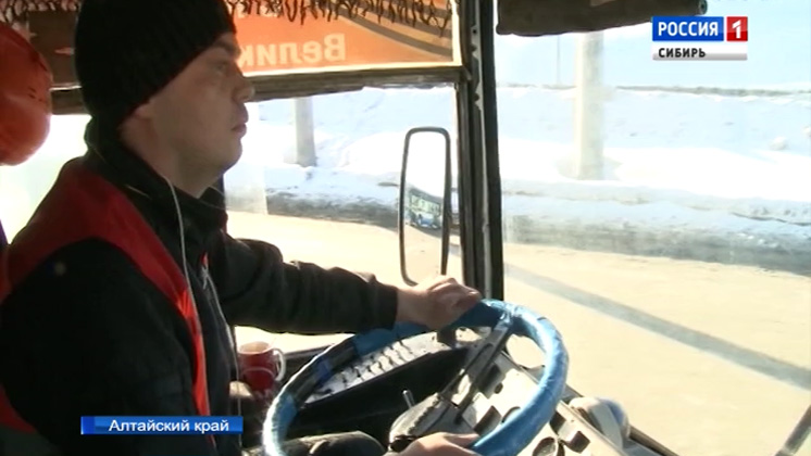 Больше половины троллейбусов в Барнауле выходят на маршруты без страховых полисов ОСАГО