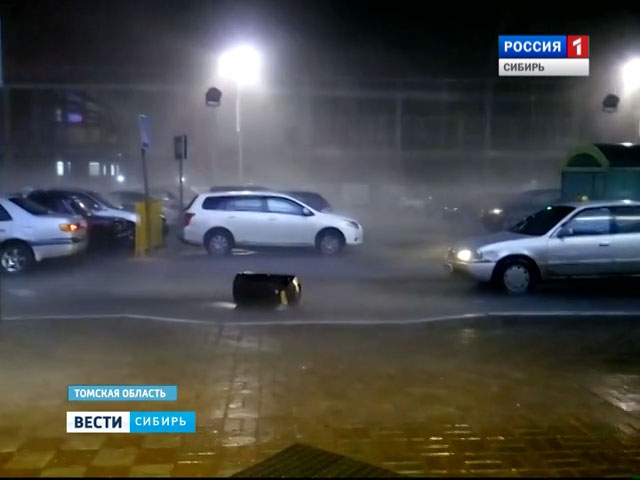 В Томске устраняют последствия урагана, накрывшего область на выходных