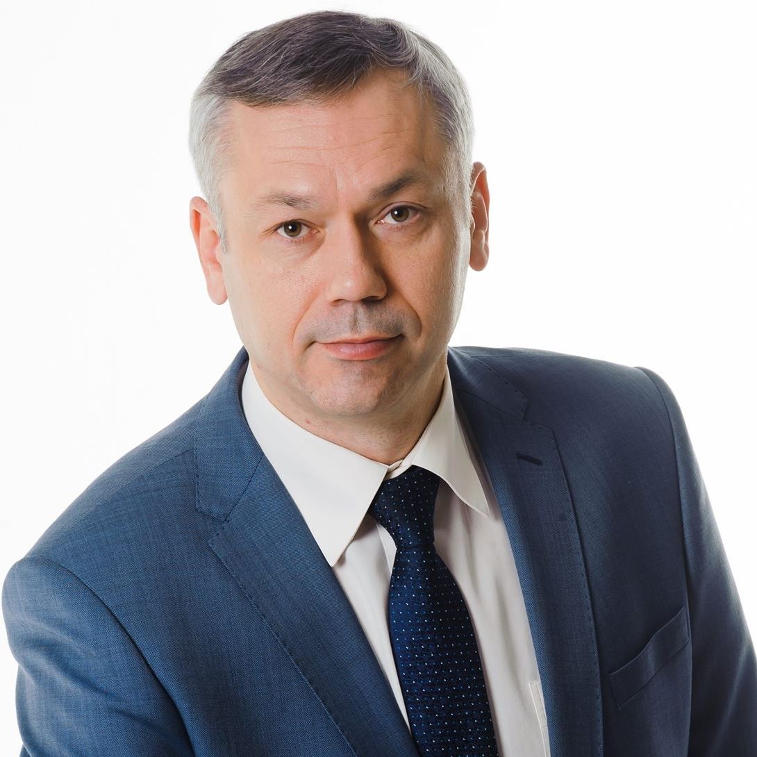 Андрей Травников выступил на форуме актива партии «Единая Россия»