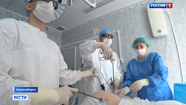 Женщину с двумя матками прооперировали новосибирские онкологи