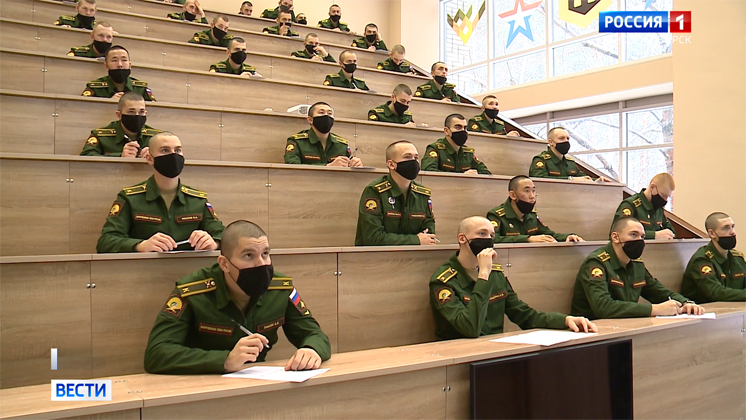 Курсанты новосибирского высшего военно-командного училища написали Географический диктант