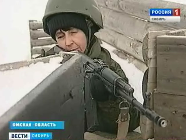 Омские женщины-военнослужащие прошли курс интенсивной армейской подготовки