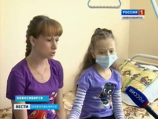 Новосибирские хирурги первыми за Уралом выполнили операцию родственной пересадки печени