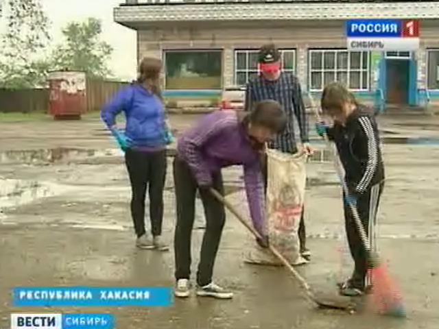 Сибирские школьники во время каникул предпочитают работу отдыху