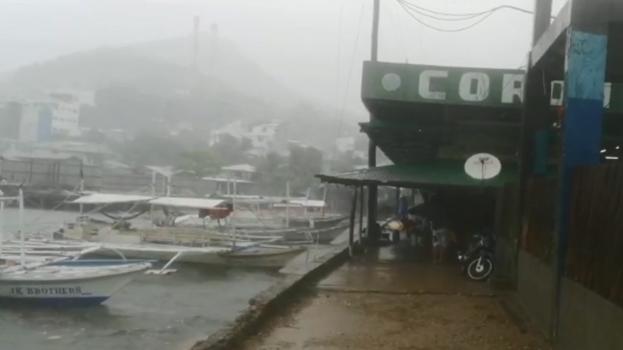 Новосибирская семья застряла на Филиппинах из-за тайфуна «Тисой»