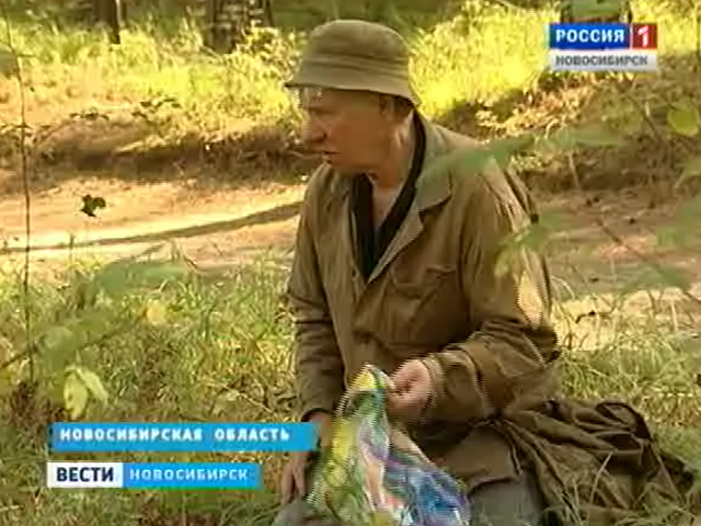 Новосибирские спасатели вывели из леса грибника, который без воды и еды провел трое суток