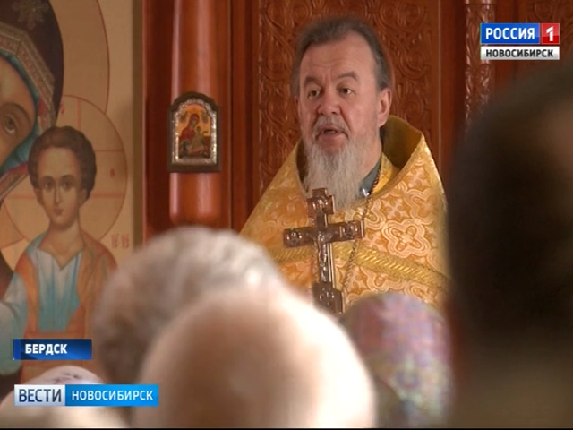 Православные в Новосибирске отмечают Сретение Господне