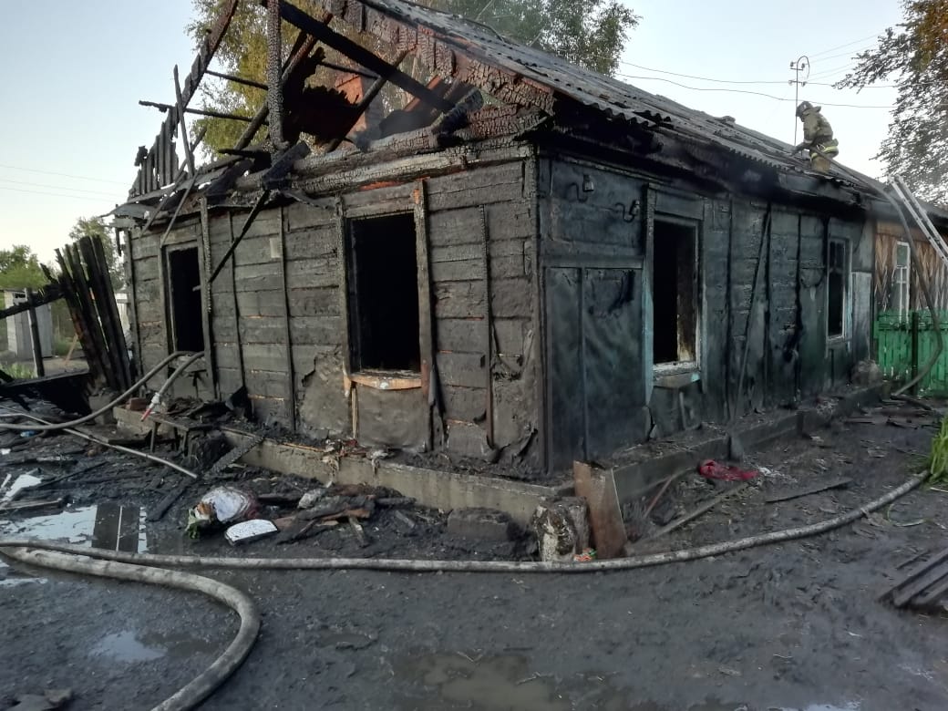 Трое детей погибли в пожаре в Новосибирской области