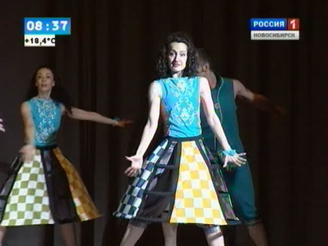 Новосибирские танцоры знакомят зрителей с культурой джаза-танца