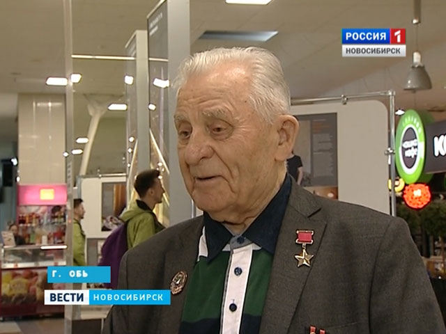 Новосибирский герой-ветеран Дмитрий Бакуров отправился на парад в Москву
