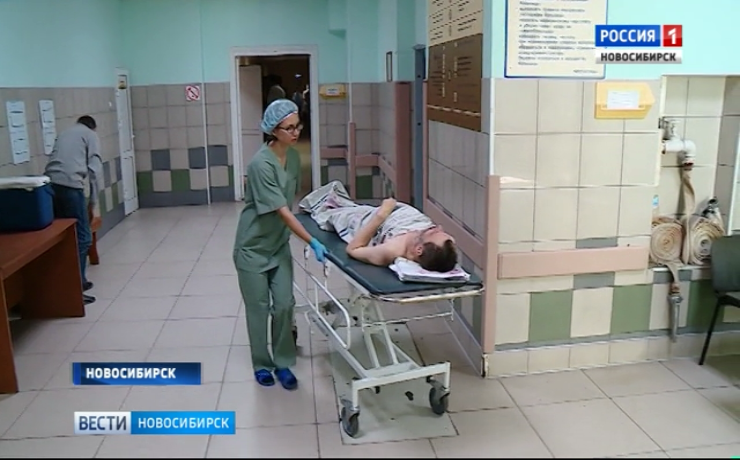 Новосибирцы жалуются на необходимость обнажаться в больницах 