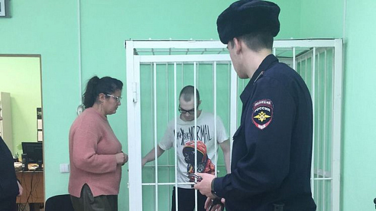 В Новосибирске ужесточили приговор сбившему насмерть двух человек на остановке водителю