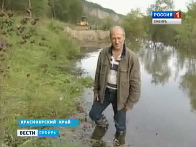 Из-за разлива Енисея дачные участки в Красноярске уходят под воду