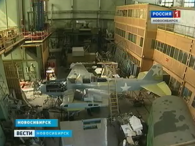 В небе над аэродромом Мочище прошло авиашоу