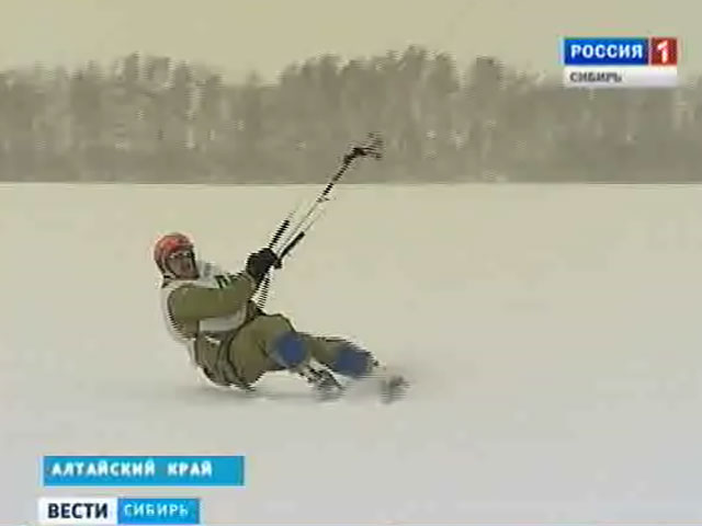 Под Барнаулом прошли соревнования по сноу-кайтингу