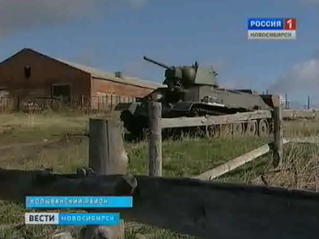 На параде не будет танка Т-34, зато он сегодня свободно разъезжает в Колыванском районе