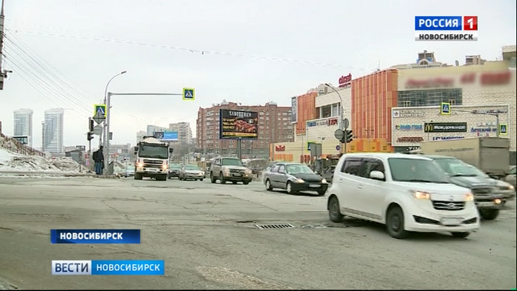 Новосибирским водителям предложили снять на видео самую «убитую» дорогу