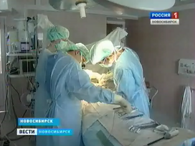 Новосибирские хирурги провели операцию на печени больного, избежав трансплантации