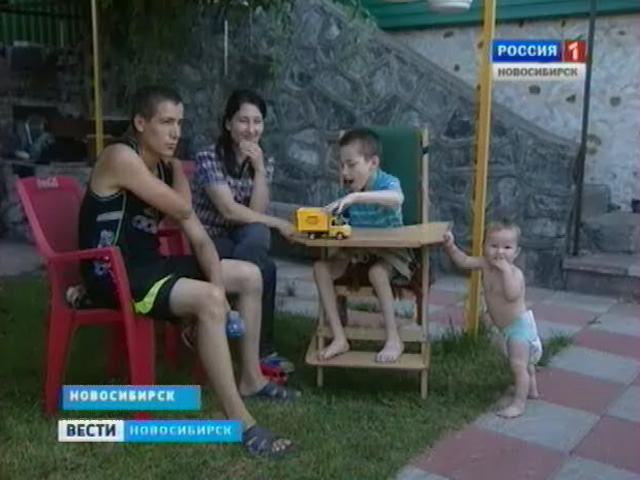 Беженцы из Донецкой области Украины ищут приют в Сибири