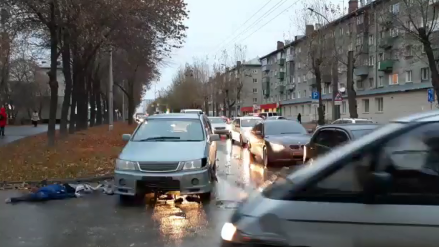 «Вести Новосибирск» публикуют видео с места смертельного ДТП на Ватутина