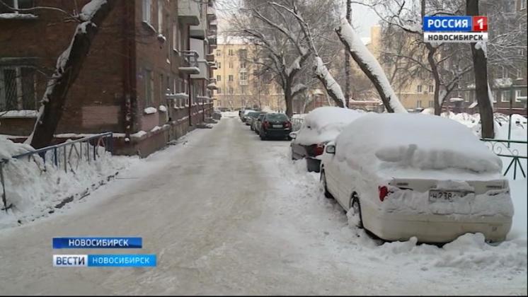 «Снежные вести» проверили уборку улицы Гоголя в Новосибирске