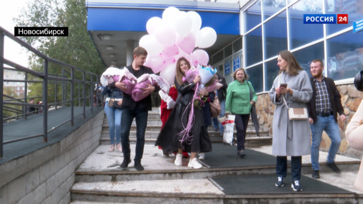 Переболевшая COVID-19 сибирячка родила двух здоровых девочек в Новосибирске