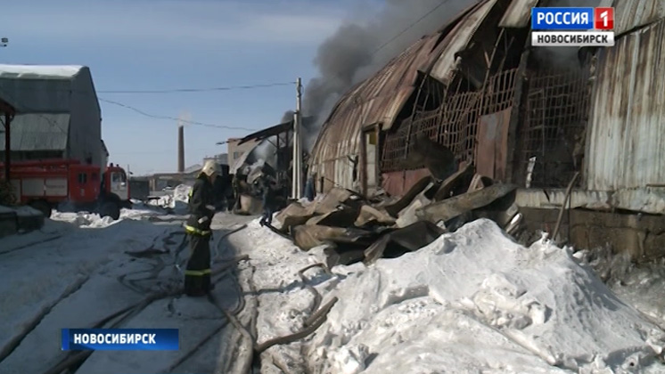 Причиной пожара в Заельцовском районе могло стать неосторожное обращение с огнем