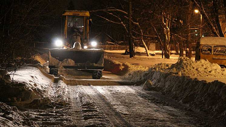 Какие улицы Новосибирска очистят от снега в ночь с 11 на 12 ноября