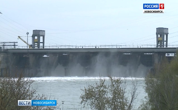 На новосибирской ГЭС увеличат сбросы из-за активного таяния снега на Алтае
