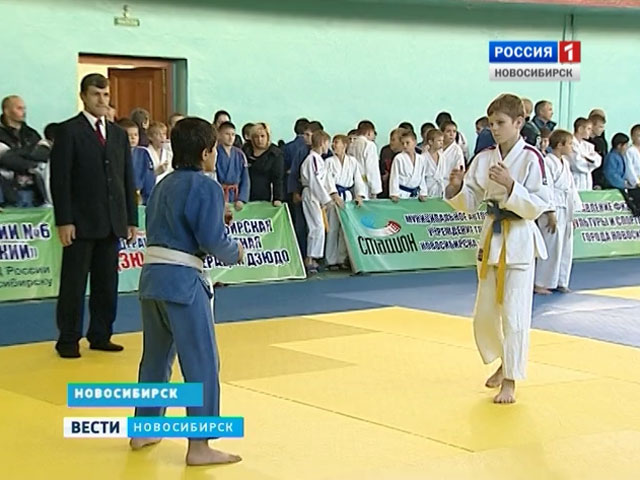 Юношеский турнир по дзюдо памяти Александра Пименова провели в Новосибирске