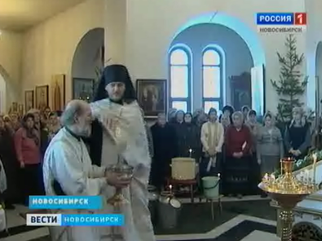 Православные отмечают крещенский сочельник
