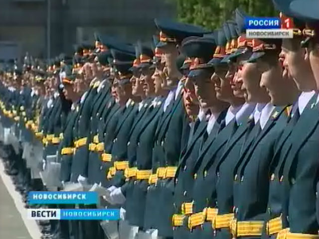 В новосибирском военном институте внутренних войск МВД прошел торжественный выпуск